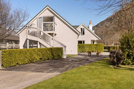 Photo of property in 34 Copper Beech Avenue, Frankton, Queenstown, 9300