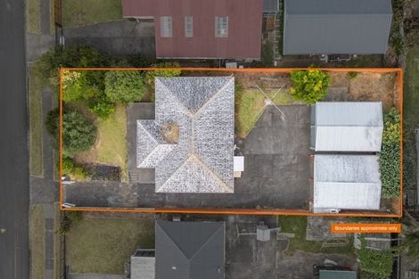 Photo of property in 5 Nicola Place, Mangere, Auckland, 2022