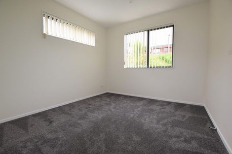 Photo of property in 71a Fruitvale Road, New Lynn, Auckland, 0600