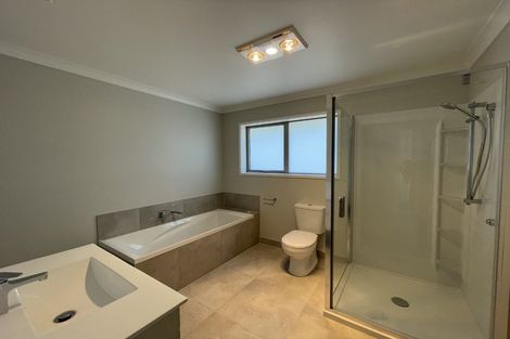 Photo of property in 16 Whangaehu Place, Te Awa, Napier, 4110