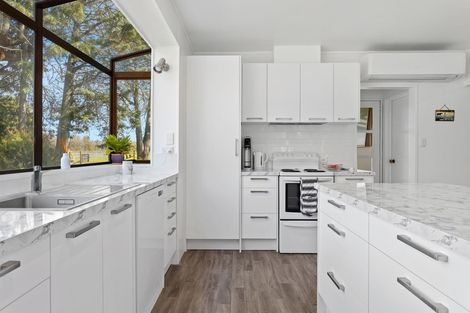 Photo of property in 108 Kawerau Road, Putauaki, Whakatane, 3192