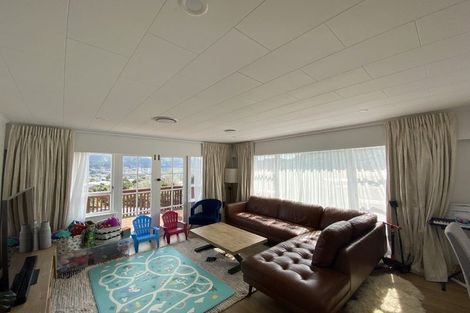 Photo of property in 10 Woodman Drive, Tawa, Wellington, 5028