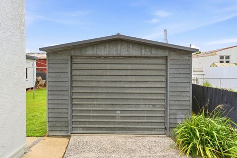 Photo of property in 17 Burns Street, South Dunedin, Dunedin, 9012