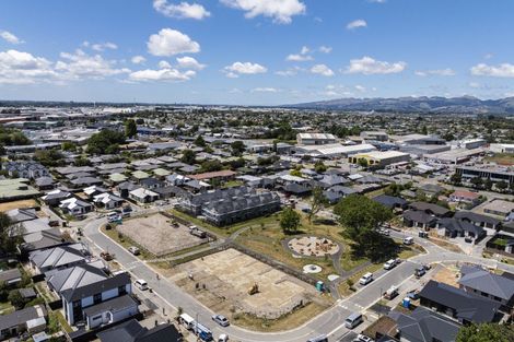 Photo of property in 8/8 Akoranga Place, Hornby, Christchurch, 8042