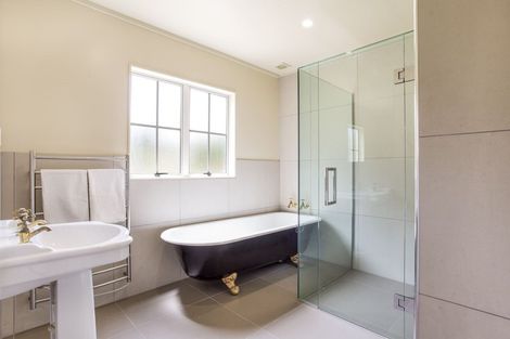 Photo of property in 708 Wilson Road, South Head, Helensville, 0874