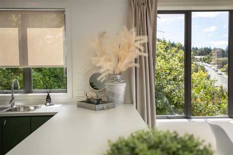 Photo of property in 54d Wynyard Crescent, Fernhill, Queenstown, 9300