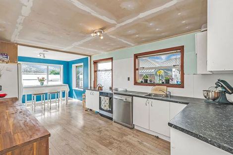 Photo of property in 73 Bentley Street, Russley, Christchurch, 8042