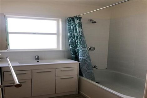 Photo of property in 4/31 Athens Road, Onehunga, Auckland, 1061