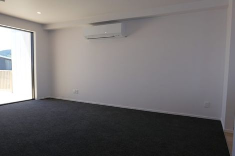 Photo of property in 43 Kamahi Place, Paraparaumu, 5032