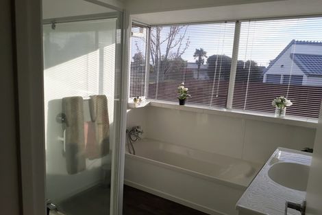 Photo of property in 37 Puriri Crescent, Edgecumbe, 3120