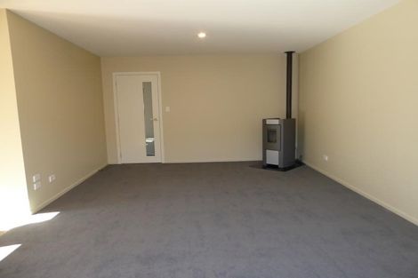 Photo of property in 2/104 Perry Street, Papanui, Christchurch, 8053