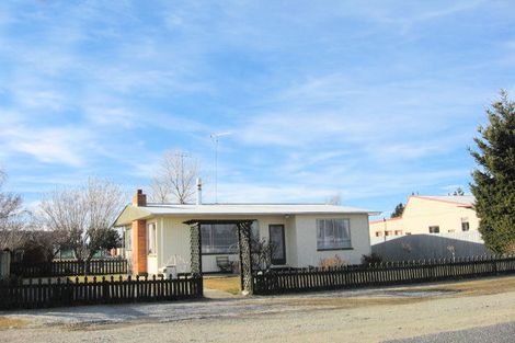 Photo of property in 1 Reade Street, Ranfurly, 9332