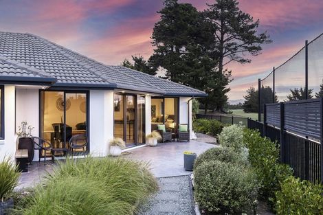 Photo of property in 16 Fishermans Rest, Waimairi Beach, Christchurch, 8083