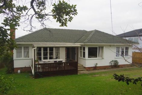 Photo of property in 494 Blockhouse Bay Road, Blockhouse Bay, Auckland, 0600