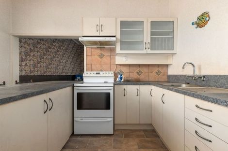 Photo of property in 74 Koputara Road, Himatangi Beach, Foxton, 4891