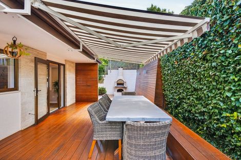 Photo of property in 11 Muritai Crescent, Havelock North, 4130