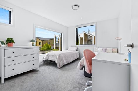 Photo of property in 17 Jack Seabrook Road, Hobsonville, Auckland, 0616