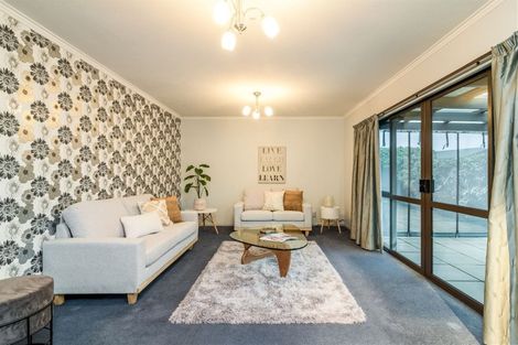 Photo of property in 1 Innisfree Place, Northwood, Christchurch, 8051