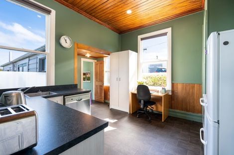 Photo of property in 8 Argyle Street, Mornington, Dunedin, 9011