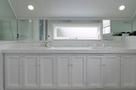 Photo of property in 1 Oakfield Street, Burnside, Christchurch, 8053