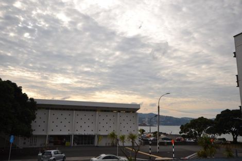 Photo of property in Dorchester Apartments, 144 Oriental Parade, Oriental Bay, Wellington, 6011