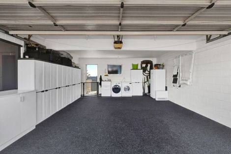 Photo of property in 2a Sackville Street, Fitzroy, New Plymouth, 4312