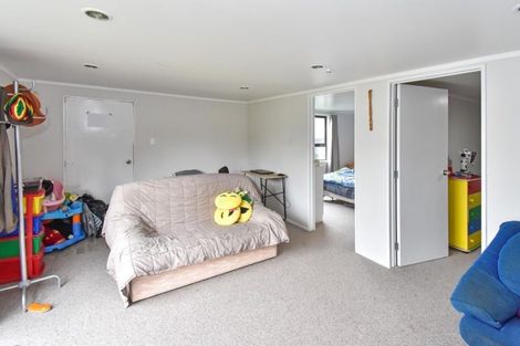 Photo of property in 13 Tairere Crescent, Rosehill, Papakura, 2113