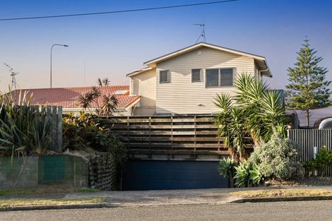 Photo of property in 208a Marine Parade, Mount Maunganui, 3116