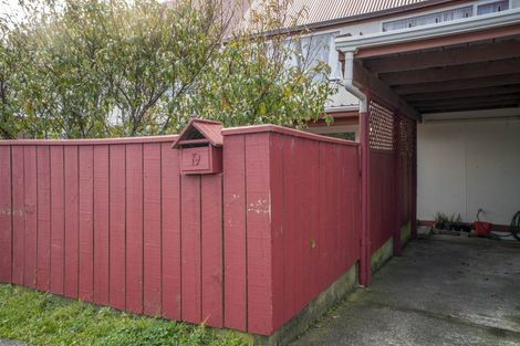 Photo of property in 19 Hollydale Grove, Churton Park, Wellington, 6037