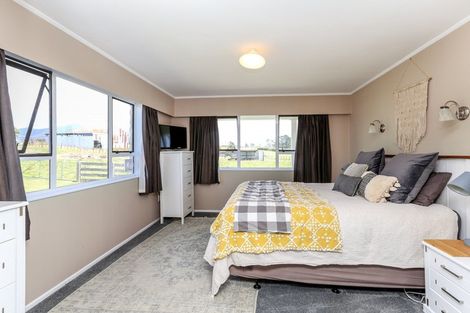 Photo of property in 1988 Egmont Road, Kaimiro, Inglewood, 4386