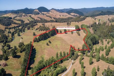 Photo of property in 2121a Waihi Whangamata Road, Whiritoa, Whangamata, 3691