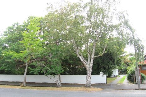 Photo of property in 19 Barton Road, Heretaunga, Upper Hutt, 5018