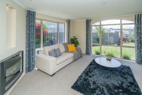 Photo of property in 54 Westpark Drive, Burnside, Christchurch, 8053