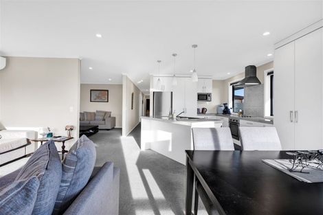 Photo of property in 3 Jules Crescent, Bell Block, New Plymouth, 4312