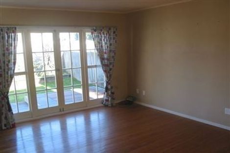Photo of property in 1/45 Seine Road, Forrest Hill, Auckland, 0620