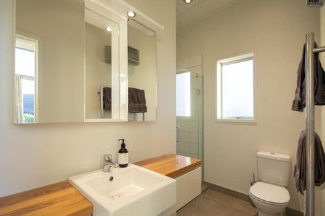 Photo of property in 43 Arrowtn-lke Hayes Road, Lake Hayes, Queenstown, 9371