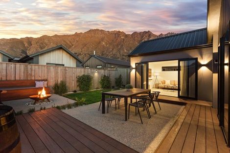 Photo of property in 64 Muster Road, Jacks Point, 9371