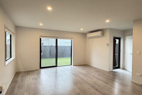 Photo of property in 6 Kearns Drive, Hobsonville, Auckland, 0616