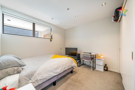 Photo of property in Patent 326 Apartments, 507s/326 Evans Bay Parade, Hataitai, Wellington, 6021