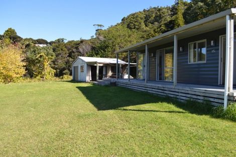 Photo of property in 22 Puriri Place, Tuateawa, Coromandel, 3583