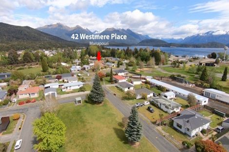 Photo of property in 42 Westmere Place, Manapouri, 9679