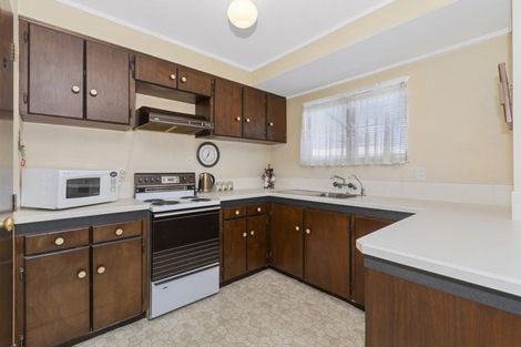 Photo of property in 2/66 Marne Road, Papakura, 2110