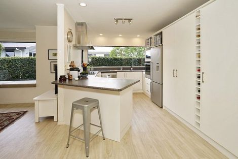 Photo of property in 32a Strowan Avenue, Fairfield, Hamilton, 3214