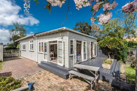 Photo of property in 83 Te Aroha Street, Hamilton East, Hamilton, 3216