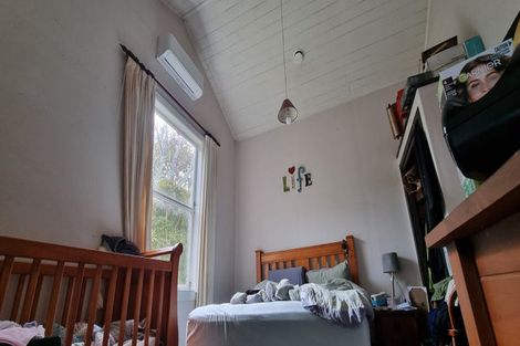 Photo of property in 150 Wirihana Road, Hawera, 4674