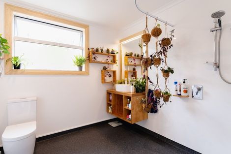 Photo of property in 41 Adderley Terrace, Ravensbourne, Dunedin, 9022