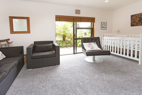 Photo of property in 201 Vipond Road, Stanmore Bay, Whangaparaoa, 0932