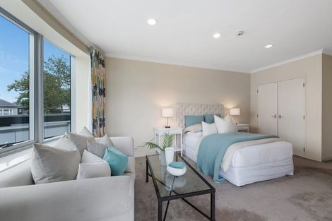 Photo of property in Shangri La Apartments, 1/97 Jervois Road, Herne Bay, Auckland, 1011