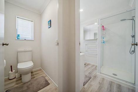 Photo of property in 3 The Masthead, Whitby, Porirua, 5024
