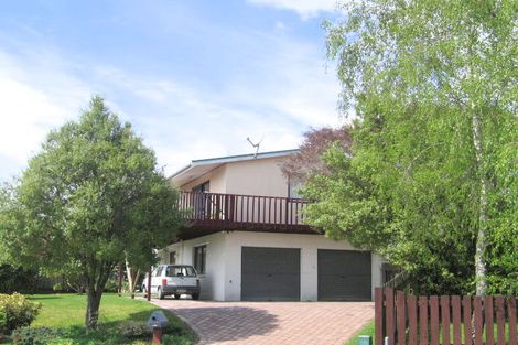 Photo of property in 4 Te Ana Place, Lynmore, Rotorua, 3010